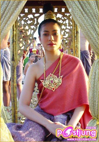 จุ๋ย วรัทยา