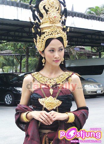 มาดูกันว่าดาราสาวๆเค้าใส่ชุดไทยกัน แล้วจะสวยแค่ไหน (อาจจะมีคนที่คุณชอบก็ได้ เข้ามาดูกัน มีหลายคนมาก)