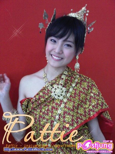 มาดูกันว่าดาราสาวๆเค้าใส่ชุดไทยกัน แล้วจะสวยแค่ไหน (อาจจะมีคนที่คุณชอบก็ได้ เข้ามาดูกัน มีหลายคนมาก)