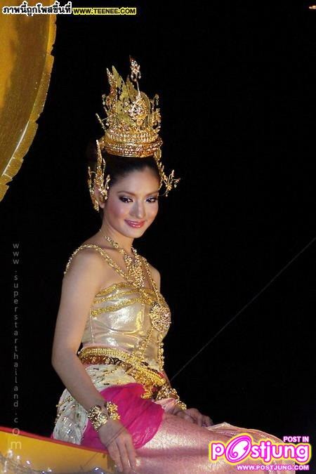 มาดูกันว่าดาราสาวๆเค้าใส่ชุดไทยกัน แล้วจะสวยแค่ไหน (อาจจะมีคนที่คุณชอบก็ได้ เข้ามาดูกัน มีหลายคนมาก)