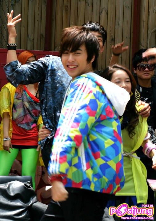 PIC มะตูม&ยูมินจี สองเด็กไทยที่ถ่ายโฆษณากับ2PM