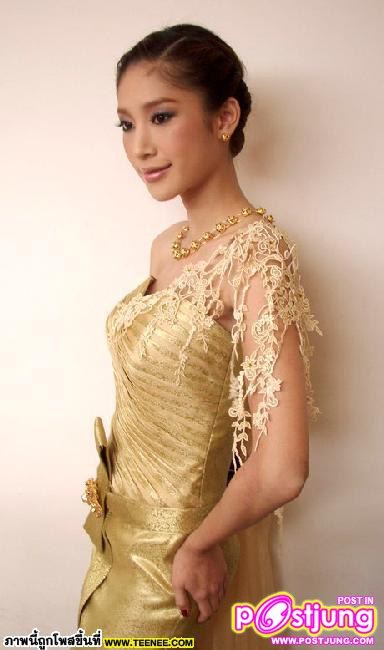 ทำไม??? นางเอก-นางแบบสาวไทยไม่เลือกชุดไทยออกงานแทนที่จะใส่ชุดแบนร์ดเนม