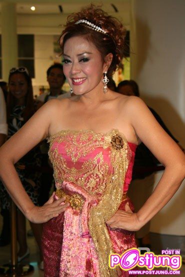 ทำไม??? นางเอก-นางแบบสาวไทยไม่เลือกชุดไทยออกงานแทนที่จะใส่ชุดแบนร์ดเนม