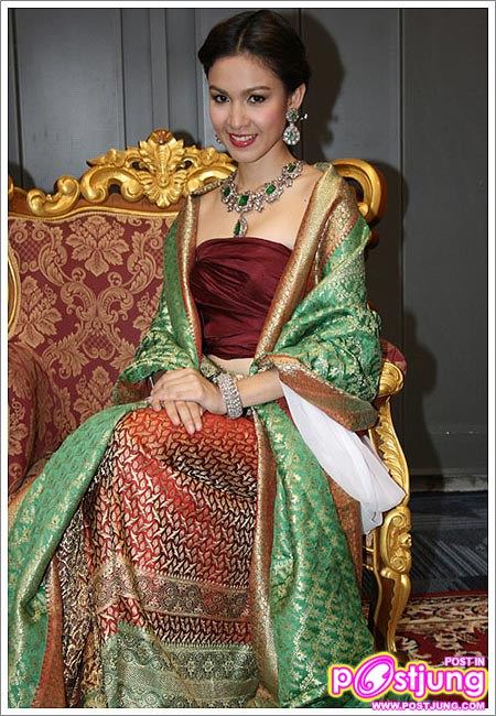 ทำไม??? นางเอก-นางแบบสาวไทยไม่เลือกชุดไทยออกงานแทนที่จะใส่ชุดแบนร์ดเนม