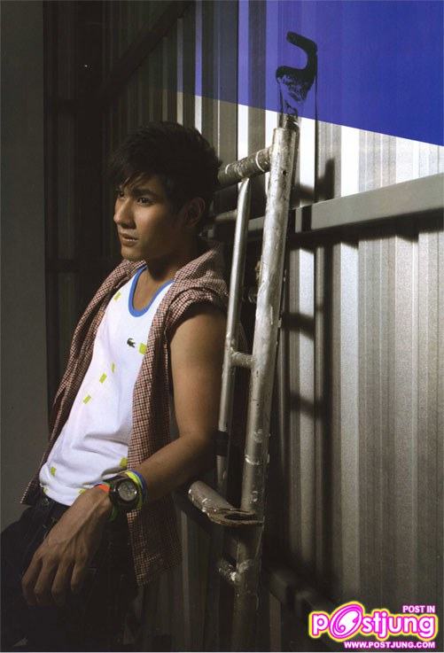 อ๋อม อรรคพันธ์ กับ นิตยสาร Hi ฉบับล่าสุด