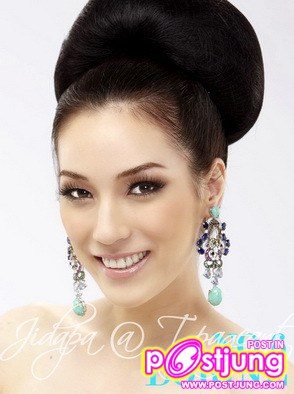 PORTRAIT 30 CONTESTANTS Miss Thailand World 2010