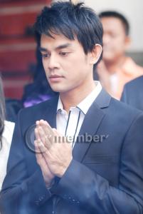 มอส ปฎิภาน จาก หัวใจพลอยโจน