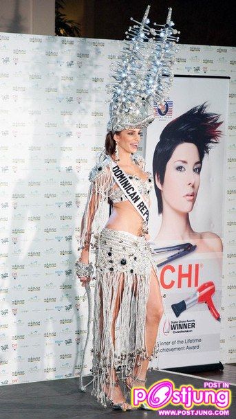 National Costume เริ่มแต่งตัวกันแล้ว (ขอเริ่มที่ประเทศไทยก่อนนะ ชื่อประเทศดูที่สายสะพายนะ)