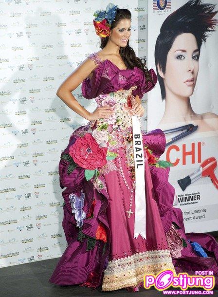 National Costume เริ่มแต่งตัวกันแล้ว (ขอเริ่มที่ประเทศไทยก่อนนะ ชื่อประเทศดูที่สายสะพายนะ)