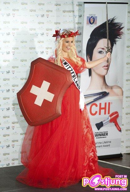 National Costume เริ่มแต่งตัวกันแล้ว (ขอเริ่มที่ประเทศไทยก่อนนะ ชื่อประเทศดูที่สายสะพายนะ)