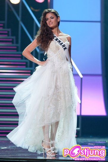 MU 2010 # Preliminary Competition - Evening Gown (เรียงตามตัวอักษรที่สายสะพาย)