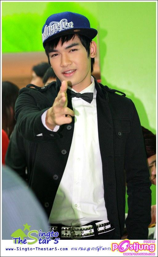 สิงโต THE STAR อ้วนขึ้นหรือล่ำขึ้นหรือเป็นเพราะกำลังโตเป็นหนุ่ม