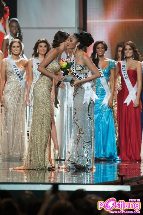 อีกครั้งกับ "ปุ๊กล๊ก ฝนทิพย์ วัชรตระกูล" 2 รางวัลบนเวทีMU 2010 Photogenic และ National costume