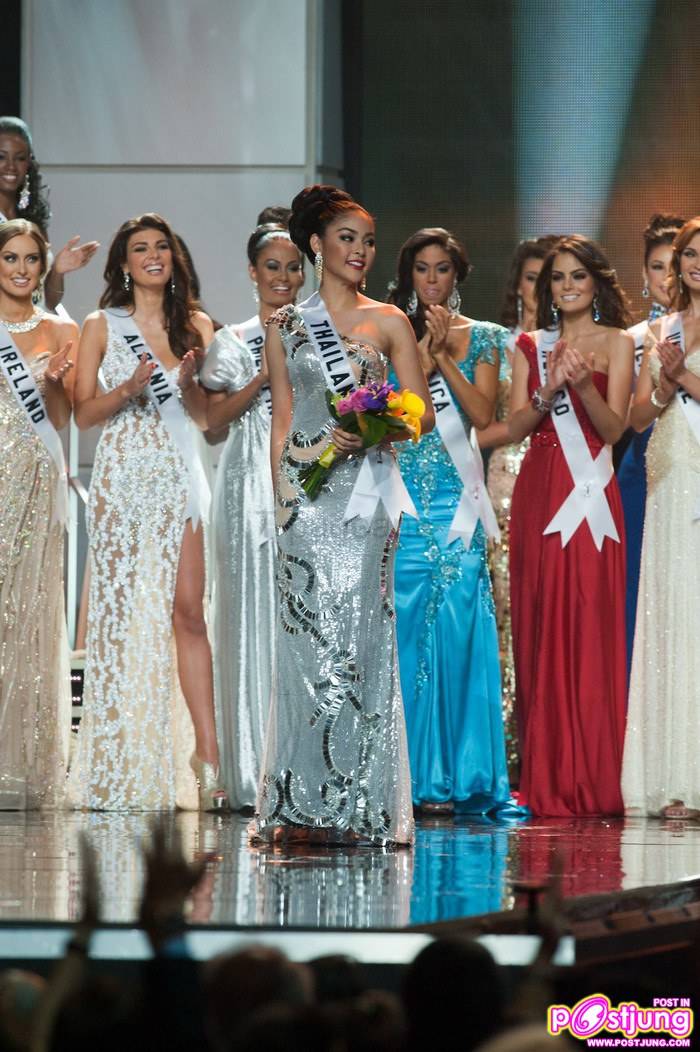 อีกครั้งกับคำว่า " THAILAND " ถึง 2 ครั้ง กับ 2 รางวัลบนเวที MU 2010 Photogenic และ National costume