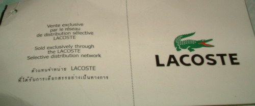 ป้ายที่มากับเสื้อของแท้ค่ะ เป็นแบบนี้