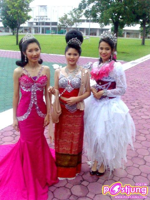 รูปขบวน  โรงเรียน  กาวีละ เชียงใหม่