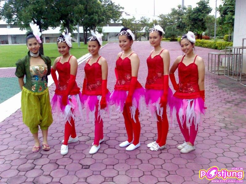 รูปขบวน  โรงเรียน  กาวีละ เชียงใหม่