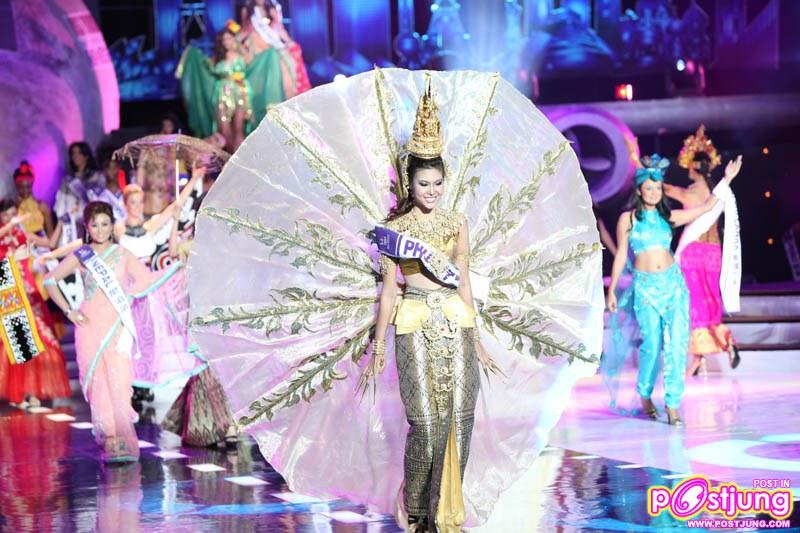 คว้ารางวัลชุดแต่งกายประจำชาติยอดเยี่ยม