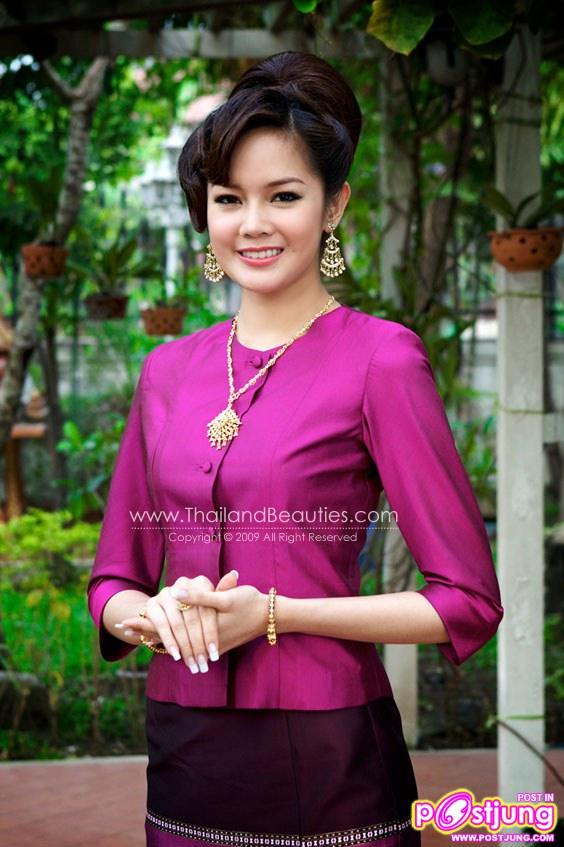 แบบที่ ๑ ชุดไทยเรือนต้น