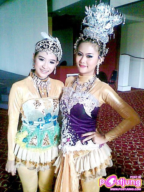 จักรินโชว์เต้น หางเครื่อง และ เปิดงาน  sme  2งานด้วยกัน