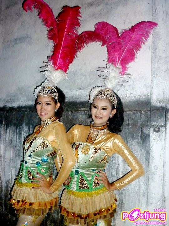 จักรินโชว์เต้น หางเครื่อง และ เปิดงาน  sme  2งานด้วยกัน