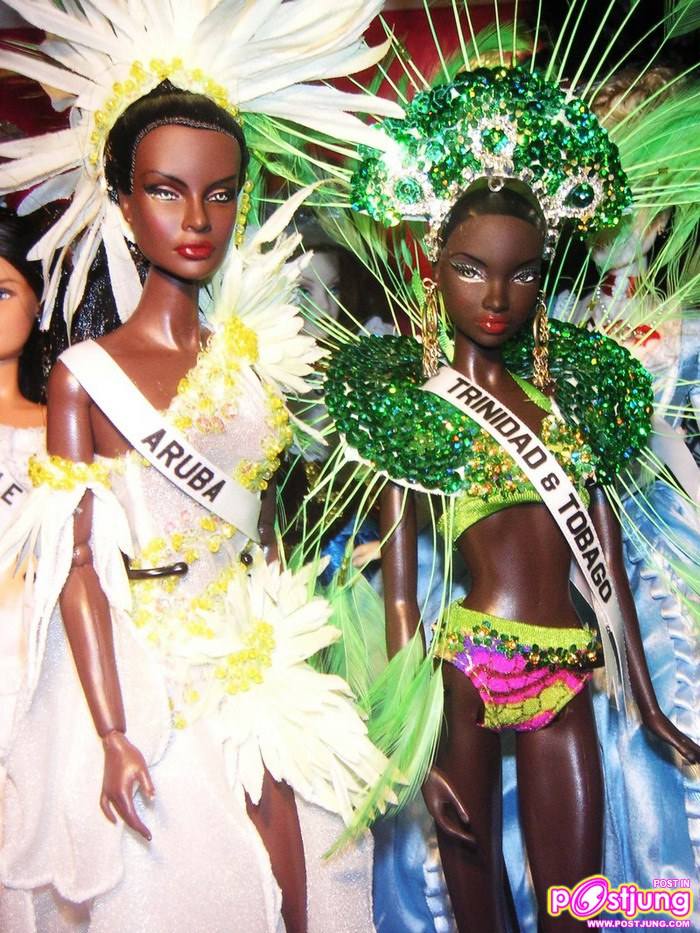 National Costume And Premilinary Evenig Gown Miss Doll Universe 2010