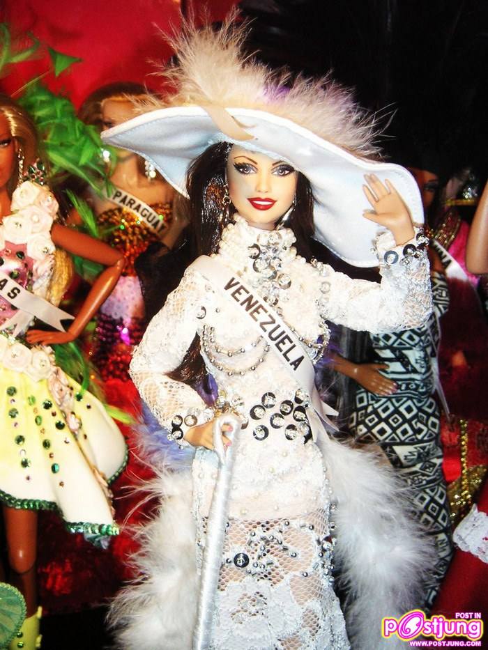 National Costume And Premilinary Evenig Gown Miss Doll Universe 2010