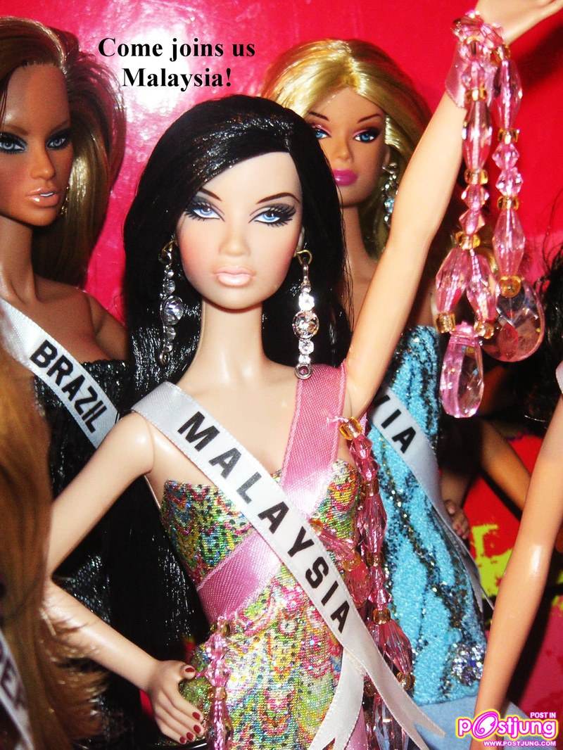 National Costume And Premilinary Evenig Gown Miss Doll Universe 2010