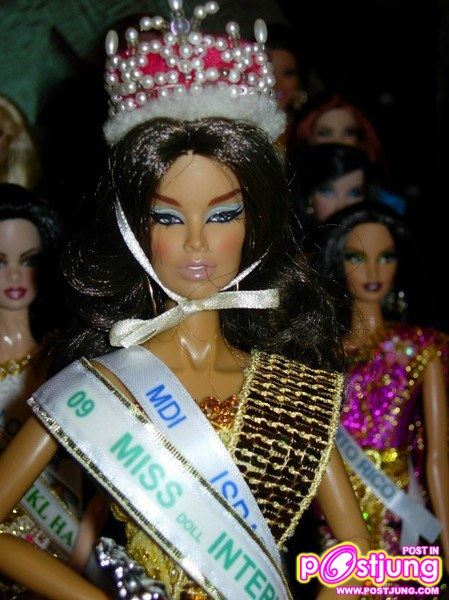 Welcome to Miss Doll International 2009 T H A I L A N D (Rowning Ceremony)