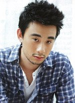มอร์(นักร้องนำวง Ten To Twelve)