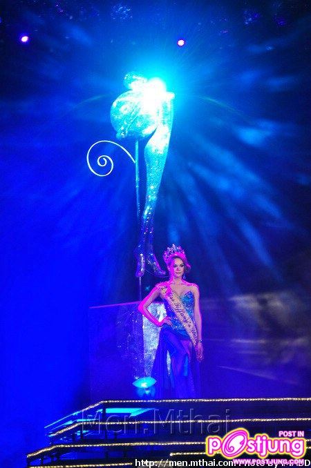 นายณลดา ธรรมธนาคร หรือ น้องมิค (ผู้ชายที่สวยที่สุดในประเทศไทย...ปีล่าสุด)