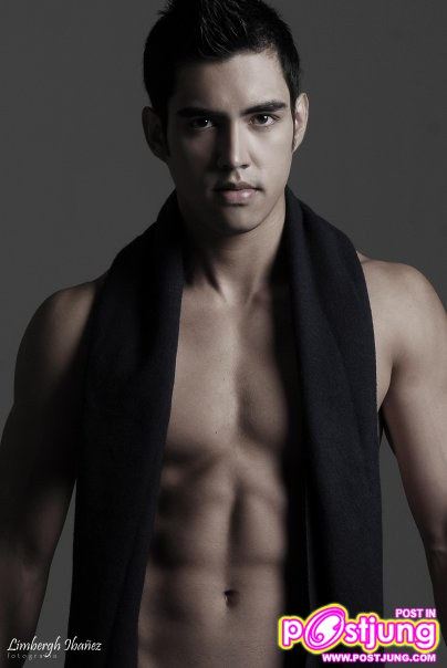 Mister International 2009 - Joan Bruno Kettels Torrico ประเทศ Bolivia