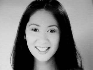 ตัวแทนสาวไทยคนแรกเวที MISS EARTH 2001