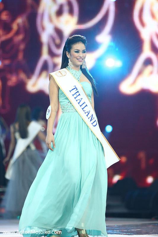 มาดูชุดราตรีที่ใส่พร้อมสายสะพาย Miss Thailand กันว่าพวกเธอสวยขนาดไหน