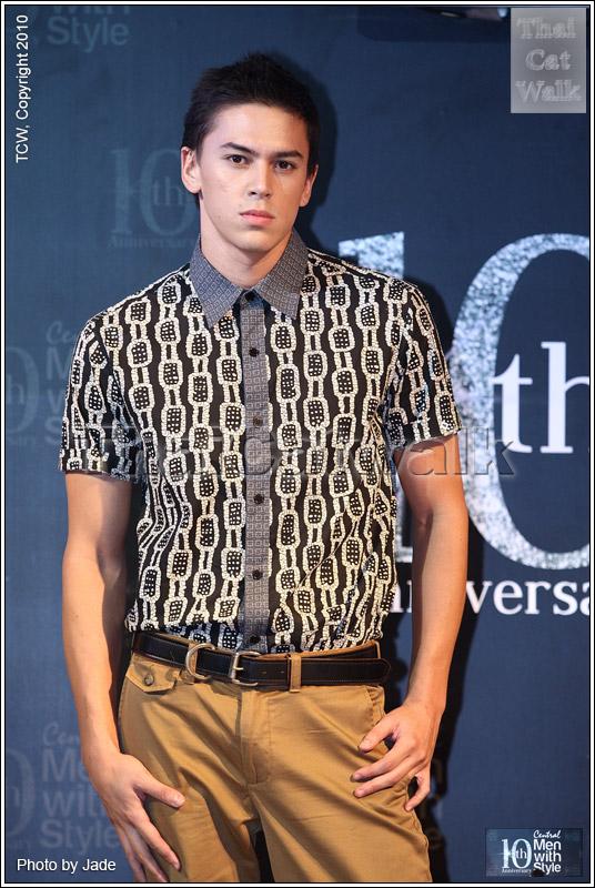 10th anniversal central men Thailand