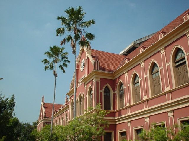 โรงเรียนเทพศิรินทร์