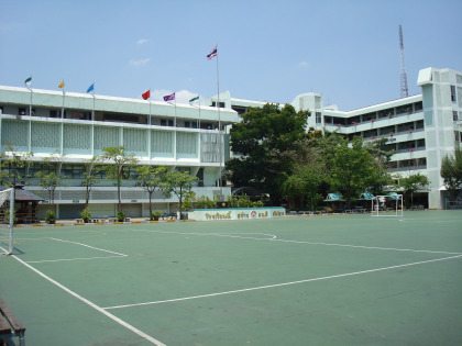 โรงเรียนทวีธาภิเษก