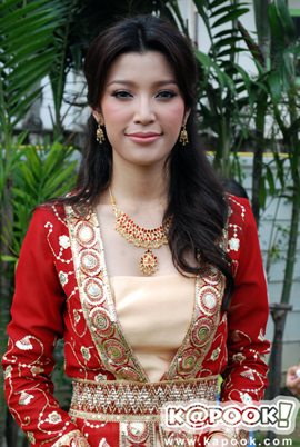 พิธีบวงสรวงละคร ทวิภพ &ndash; ฟ้าจรดทราย