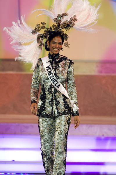 2006