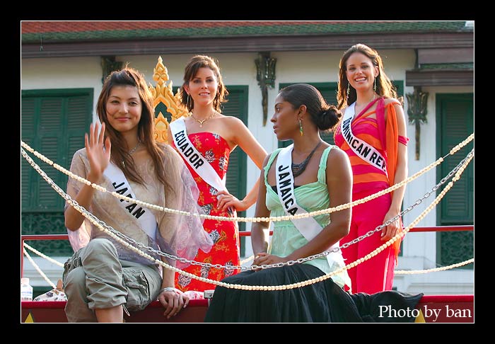 ย้อนดูขบวนพาเหรดผู้เข้าประกวด Miss Universe 2005 ประเทศไทย