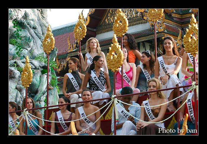 ย้อนดูขบวนพาเหรดผู้เข้าประกวด Miss Universe 2005 ประเทศไทย