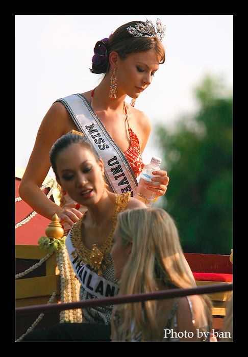 ย้อนดูขบวนพาเหรดผู้เข้าประกวด Miss Universe 2005 ประเทศไทย
