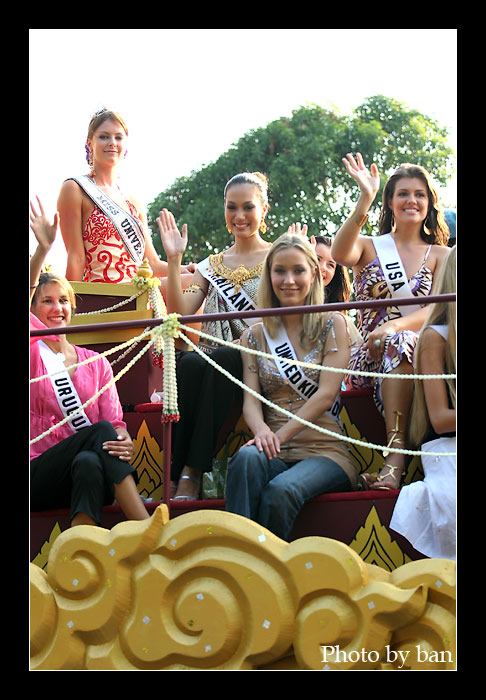 ย้อนดูขบวนพาเหรดผู้เข้าประกวด Miss Universe 2005 ประเทศไทย