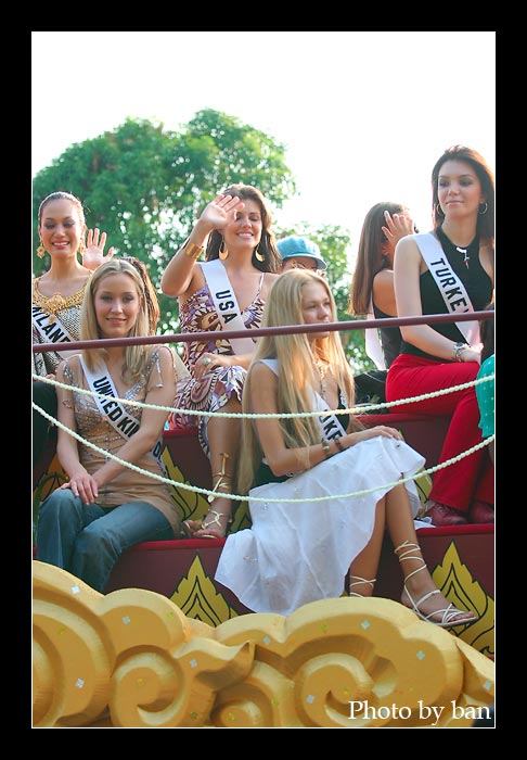 ย้อนดูขบวนพาเหรดผู้เข้าประกวด Miss Universe 2005 ประเทศไทย