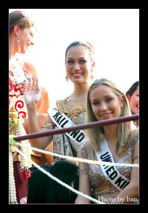 ย้อนดูขบวนพาเหรดผู้เข้าประกวด Miss Universe 2005 ประเทศไทย
