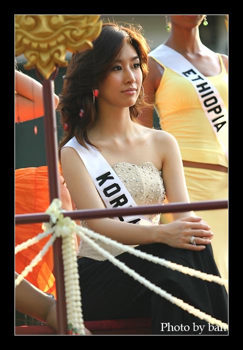 ย้อนดูขบวนพาเหรดผู้เข้าประกวด Miss Universe 2005 ประเทศไทย