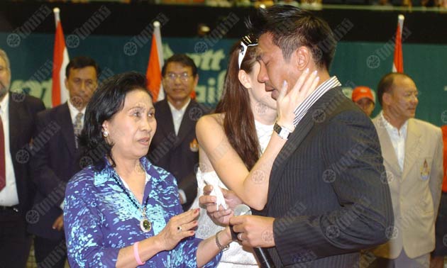 " ภราดร...ร่ำไห!มีน้องฟ้าอยู่เคียงข้าง " ประกาศเลิกเล่นเทนนิสอย่างเป็นทางการแล้ว!