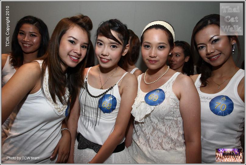 ภาพบรรยากาศ:นางสาวไทย 2553 &ndash; รอบคัดเลือก 124 คน คัดเลือกที่...โรงละครอักษรา