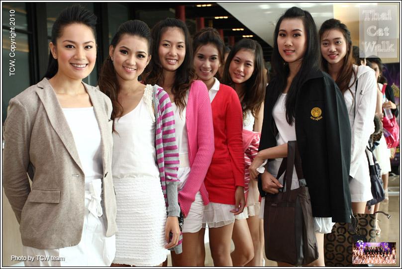 ภาพบรรยากาศ:นางสาวไทย 2553 &ndash; รอบคัดเลือก 124 คน คัดเลือกที่...โรงละครอักษรา