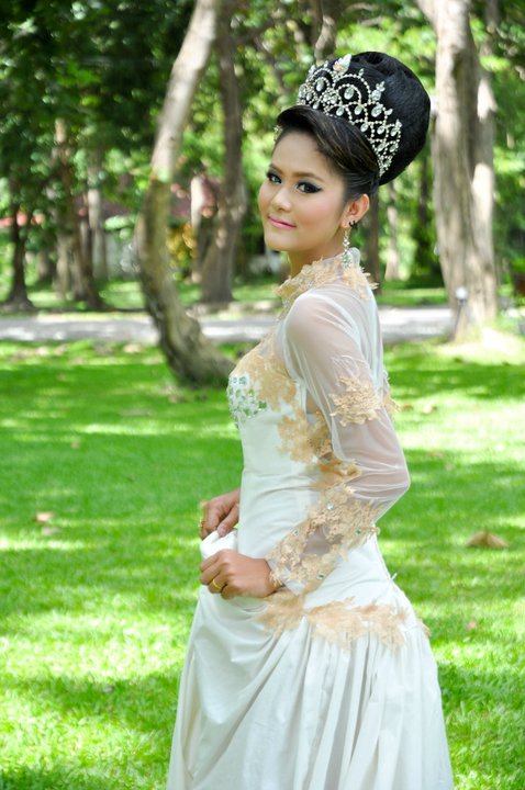 ทำชุดให้น้องสาวส่งอาจารย์ โจทย์ต้องไช้ผ้าดิบ80%